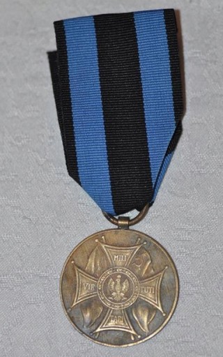 Zdjęcie oferty: Medal Zasłużonym na Polu Chwały 12-13.X.1943 