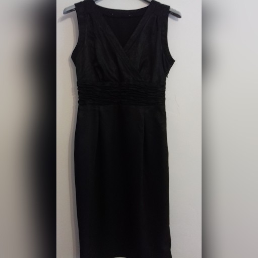 Zdjęcie oferty: Pretty  Sukienka czarna elegancka roz 36 ,S