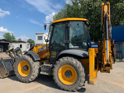 Zdjęcie oferty: koparko-ładowarka JCB 4 CX