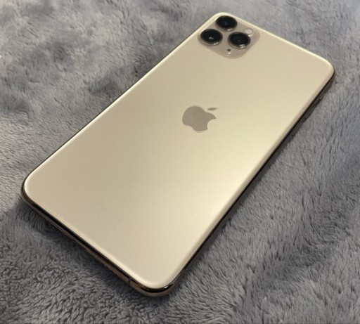Zdjęcie oferty: Iphone 11 pro max 512gb gold złoty 88proc nowe etui
