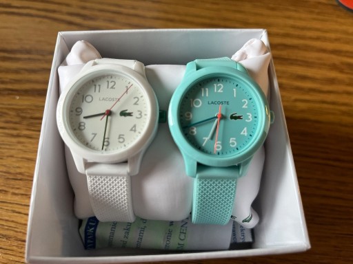 Zdjęcie oferty: 2 x zegarek dziecięcy Lacoste