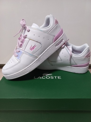 Zdjęcie oferty: Skórzane sneakersy Lacoste 39