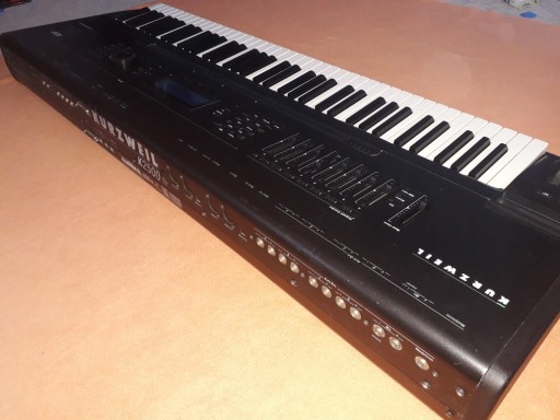 Zdjęcie oferty: Kurzweil K2500 syntezator - klasyk!