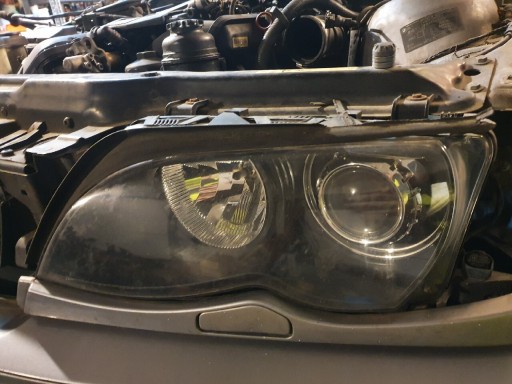Zdjęcie oferty: Lampa prawa lewa przód przednia BMW E46 lift xenon