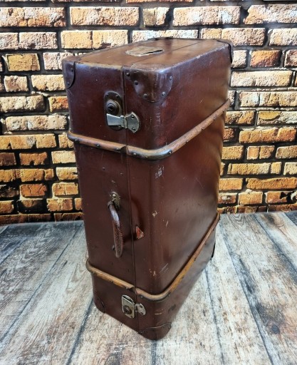 Zdjęcie oferty: Stary kufer podróżny, stara walizka