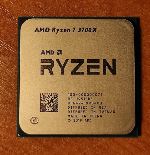 Zdjęcie oferty: Procesor AMD Ryzen 7 3700X