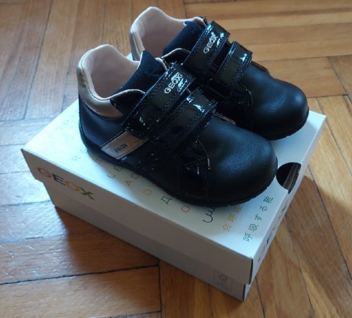 Zdjęcie oferty: Buty Geox rozmiar 24