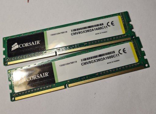 Zdjęcie oferty: Pamięć RAM Corsair DDR3 8GB (2x4GB) 1600MHz CL11