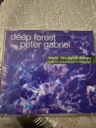 Zdjęcie oferty: DEEP FOREST PETER GABRIEL - WHILE THE EARTH SLEEPS MAXI CD 