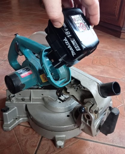 Zdjęcie oferty: Adapter Makita PA18 na baterie Makita LXT 18V