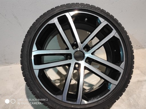 Zdjęcie oferty: Koła zimowe 18' Pirelli 