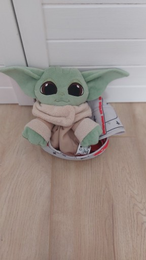 Zdjęcie oferty: Star Wars baby Yoda maskotka 20 cm