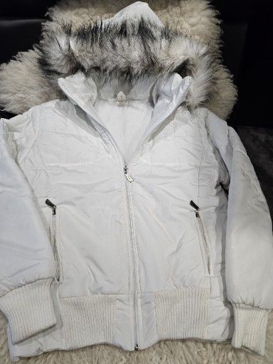 Zdjęcie oferty: Biała kurteczka zimowa z futerkiem r XXL STAN BDB