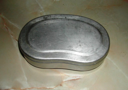 Zdjęcie oferty: Aluminiowy pojemnik WH (?)