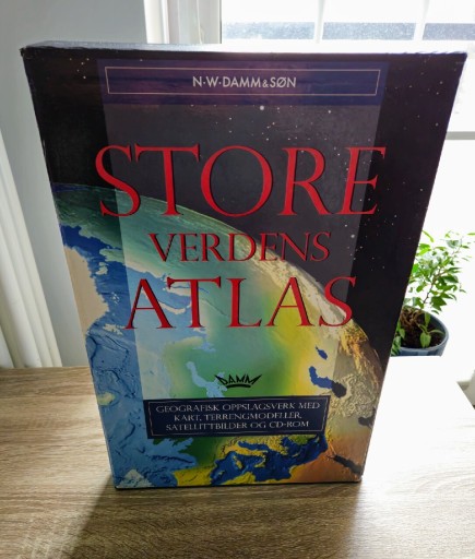 Zdjęcie oferty: Store Verdens Atlas