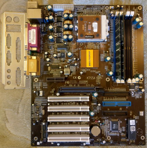 Zdjęcie oferty: Płyta główna ECS K7S5A 3.1 s.462 + Athlon XP + RAM