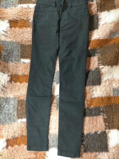 Zdjęcie oferty: Spodnie jeansowe r.152
