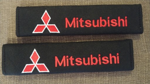 Zdjęcie oferty: Mitsubishi nakładki na pasy bezpieczeństwa
