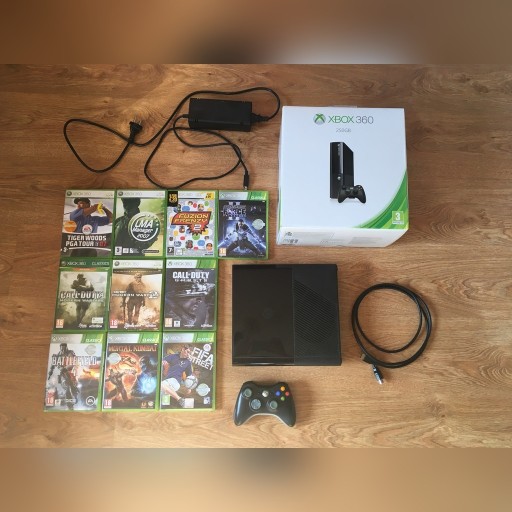 Zdjęcie oferty: KONSOLA XBOX 360 SLIM E 250GB + PAD + 10 GIER 