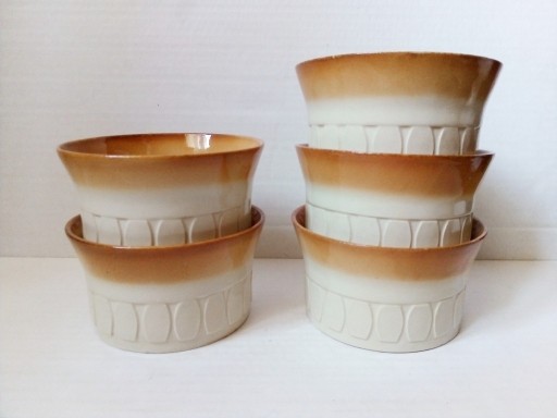 Zdjęcie oferty: 5 miseczek Tułowice porcelit vintage PRL