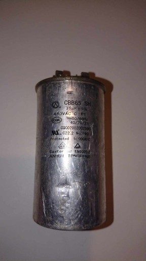 Zdjęcie oferty: kondensator rozruchowy 35uF 450V