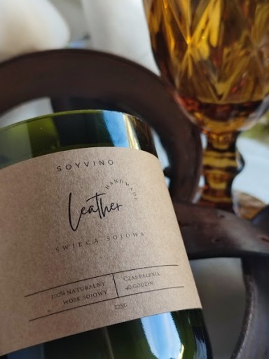 Zdjęcie oferty: Świeca sojowa w butelce po winie - Leather