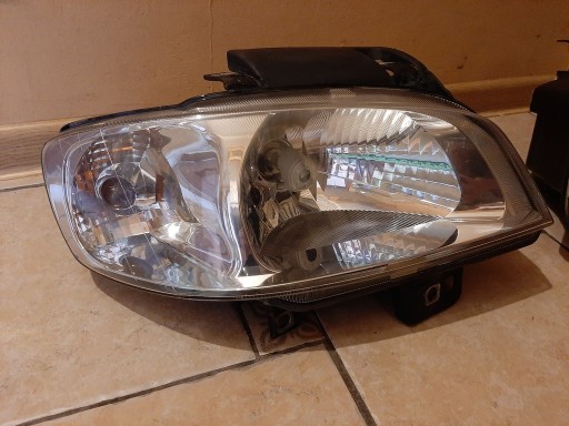 Zdjęcie oferty: REFLEKTORY/LAMPY PRZÓD SEAT CORDOBA/IBIZA KOMPLET 