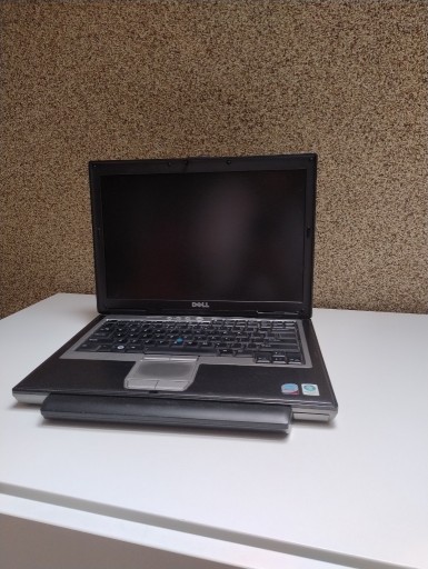 Zdjęcie oferty: Dell D630 | Intel Core 2 Duo 2.2 | RAM 4GB | 1440x900 | 14.1