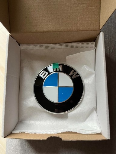 Zdjęcie oferty: Emblemat BMW Zderzak 51147463692 