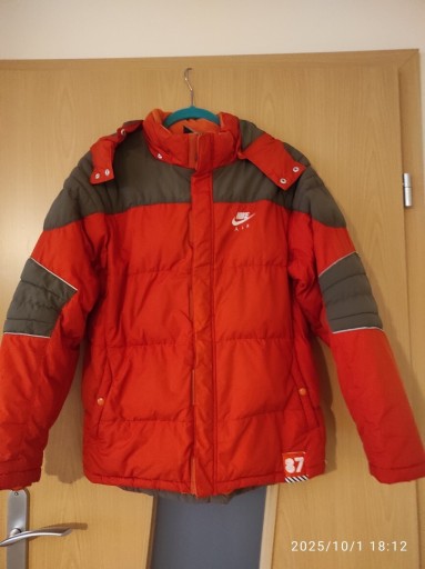 Zdjęcie oferty: Kurtka  zimowa Nike