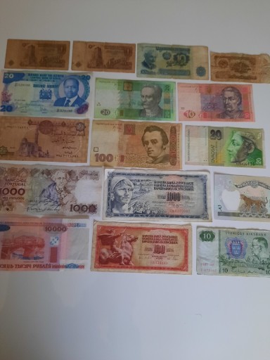 Zdjęcie oferty: N51--16 Banknotów ZE ŚWIATA