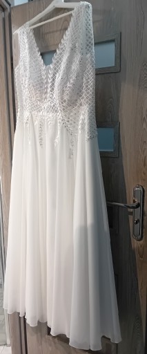 Zdjęcie oferty: Biała Ślubna suknia 