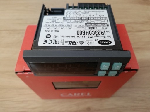 Zdjęcie oferty: Regulator temperatury panelowy - CAREL IR33C0HB00