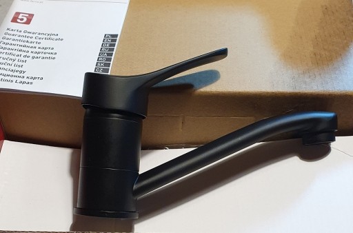 Zdjęcie oferty: Bateria umywalkowa FERRO - RICO czarna