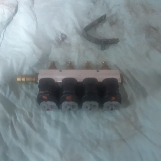 Zdjęcie oferty: STAG W01 2OHM LISTWA WTRYSKOWA LPG 4 CYL