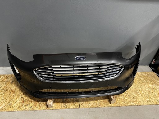 Zdjęcie oferty: Zderzak Przód Przedni Ford Fiesta MK8 6xPDC