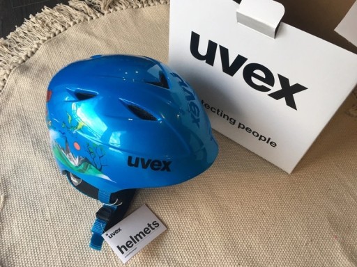 Zdjęcie oferty: Kask narciarski UVEX 48-52cm NOWY