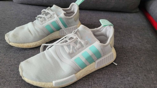 Zdjęcie oferty: Buty Adidas NMD R1 Sneakersy D96689 BOOST 36