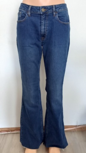 Zdjęcie oferty: Spodnie jeans z szerokimi nogawkami