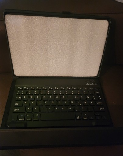 Zdjęcie oferty: Smart keyboard case inteligentna klawiatura
