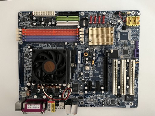 Zdjęcie oferty: Płyta główna Gigabyte GA-K8NF-9 + Athlon 64 3200+