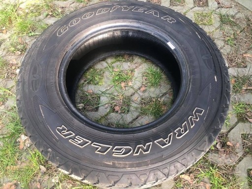 Zdjęcie oferty: JEEP WRANGLER JK GOODYEAR KOMPLET OPON