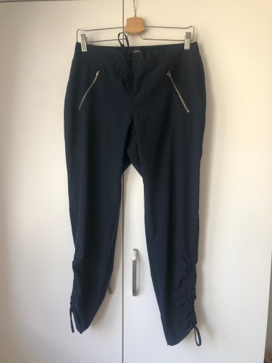 Zdjęcie oferty: Spodnie damskie joggery tchibo 40 L