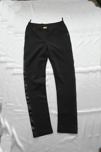 Zdjęcie oferty: Czarne spodnie z lampasami 38  40