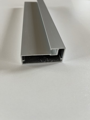 Zdjęcie oferty: Fronty aluminiowe R4 srebrny 