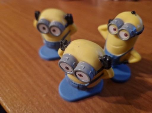 Zdjęcie oferty: Figurki minionki