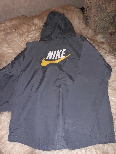 Zdjęcie oferty: Kurteczka Nike