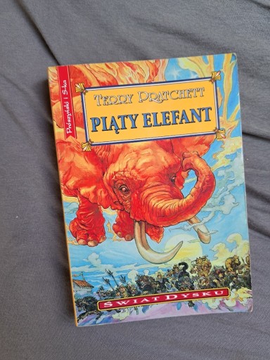 Zdjęcie oferty: Piąty Elefant - Terry Pratchett 