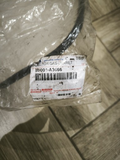 Zdjęcie oferty: su001-a3666 przewód paliwowy nowy