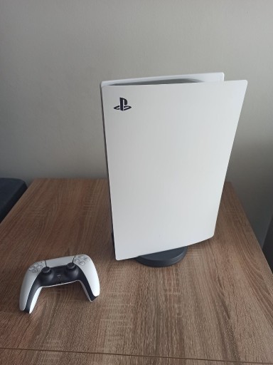 Zdjęcie oferty: KONSOLA PlayStation 5